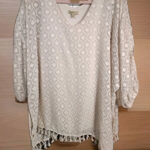 Democracy Cream Textured V-Neck Tunic with Fringe Hem